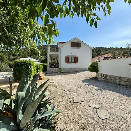 Kristal House *
